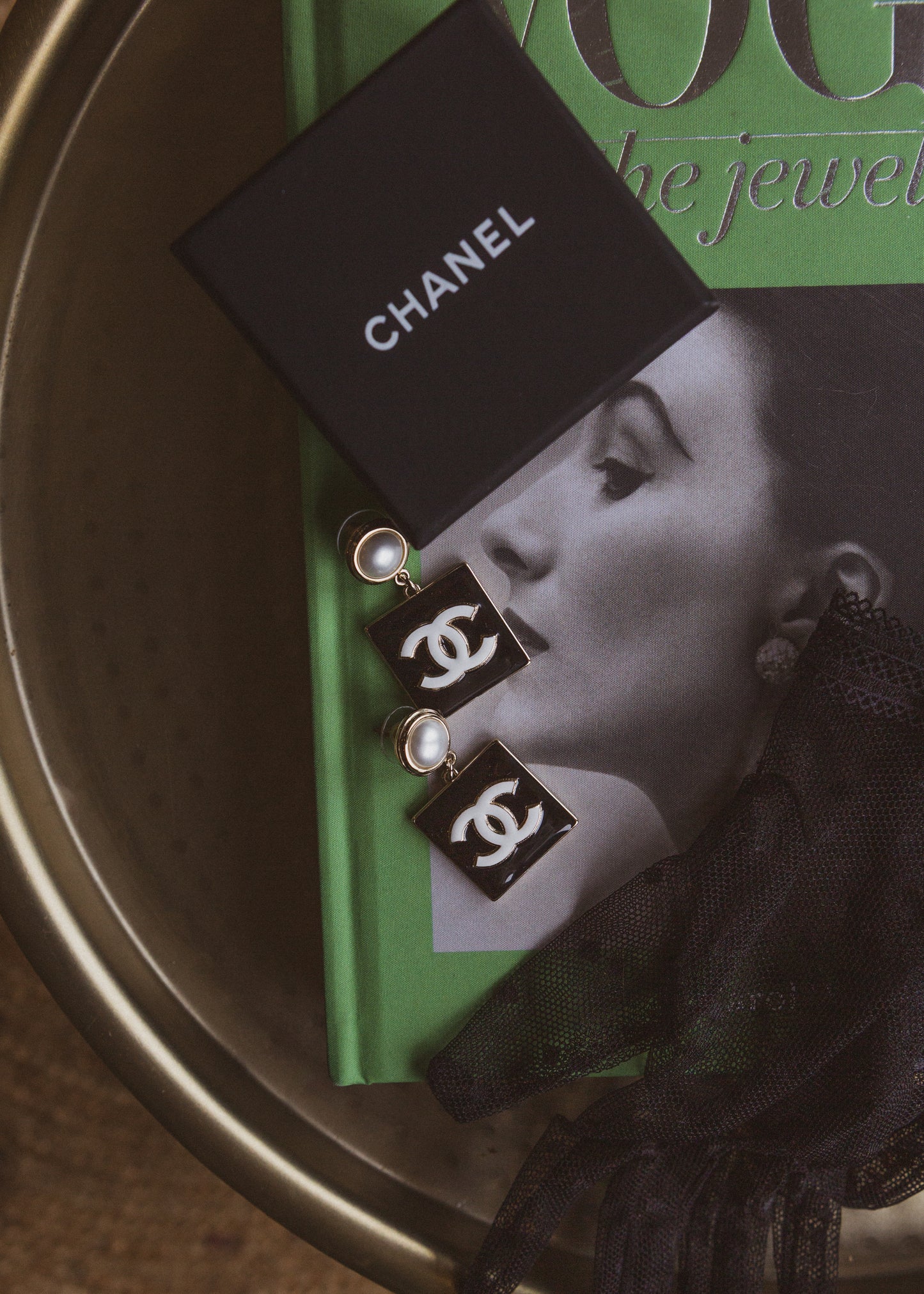 Chanel 22A CC Enamel drop Earrings