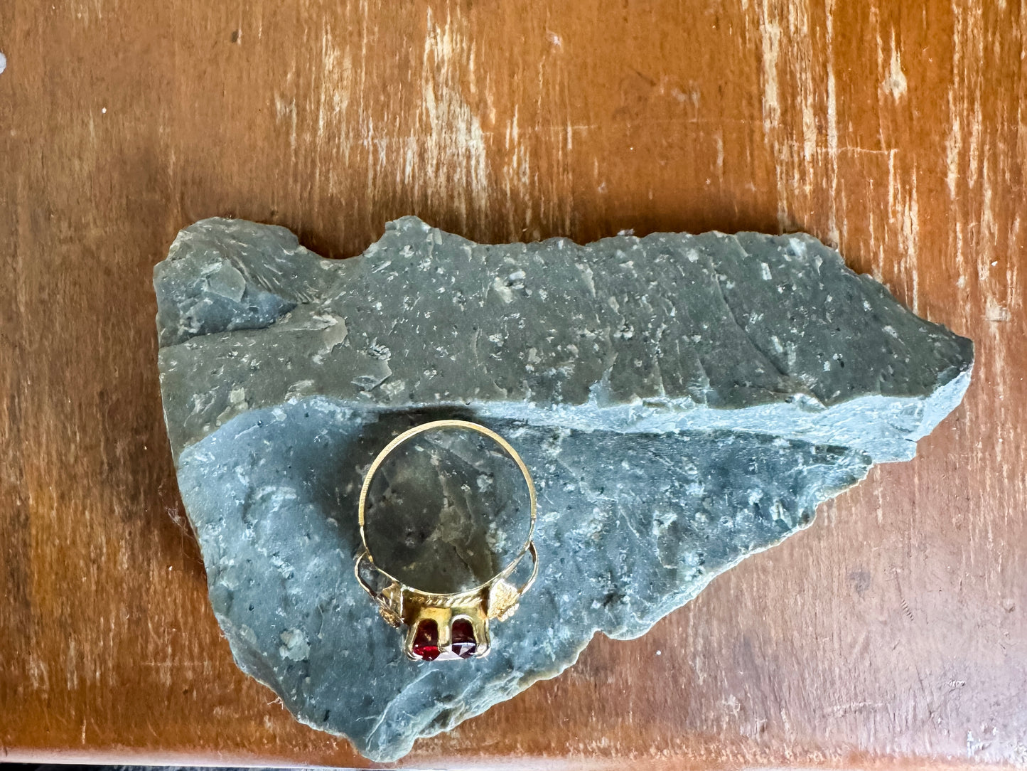 Antique 18K Yellow Gold Garnet Ring – Size 6.25