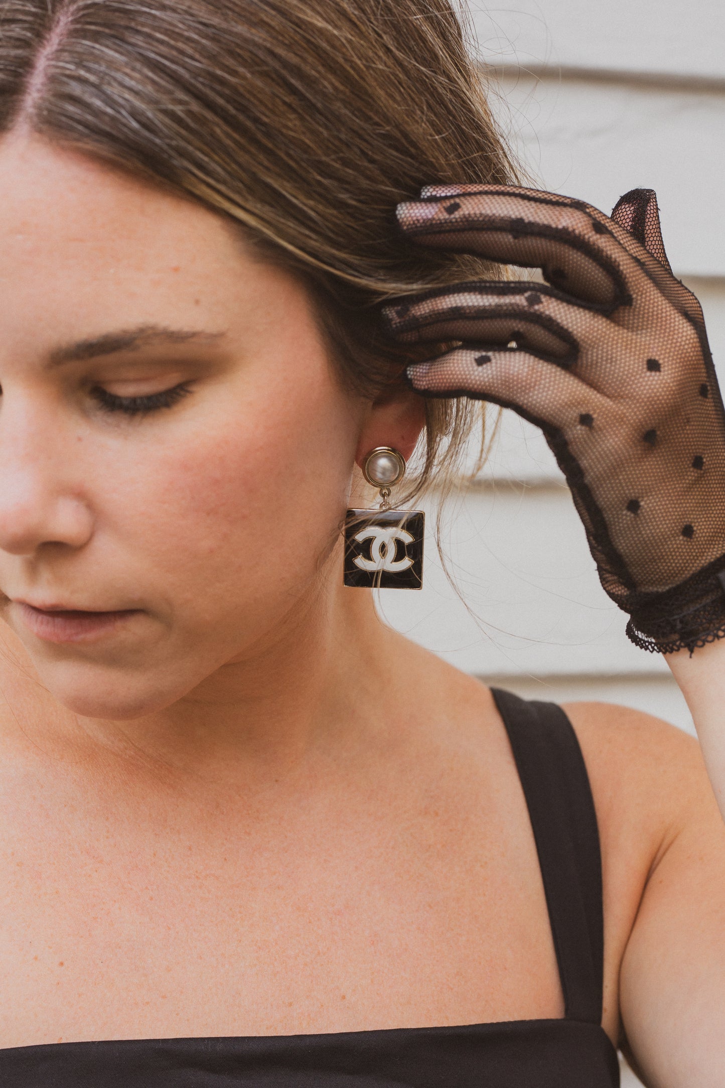 Chanel 22A CC Enamel drop Earrings