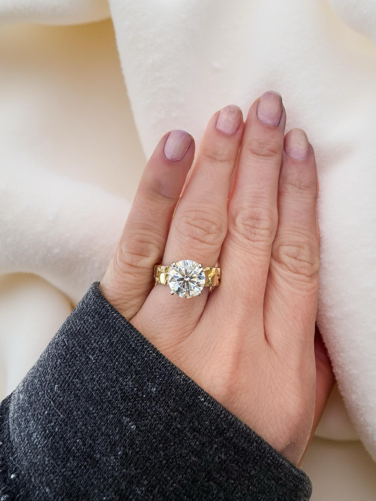 One-of-a-Kind 3.04ct D VVS2 Lab Grown Diamond Engagement Ring in 14k Yellow Gold