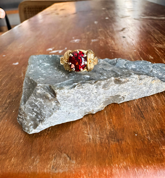 Antique 18K Yellow Gold Garnet Ring – Size 6.25