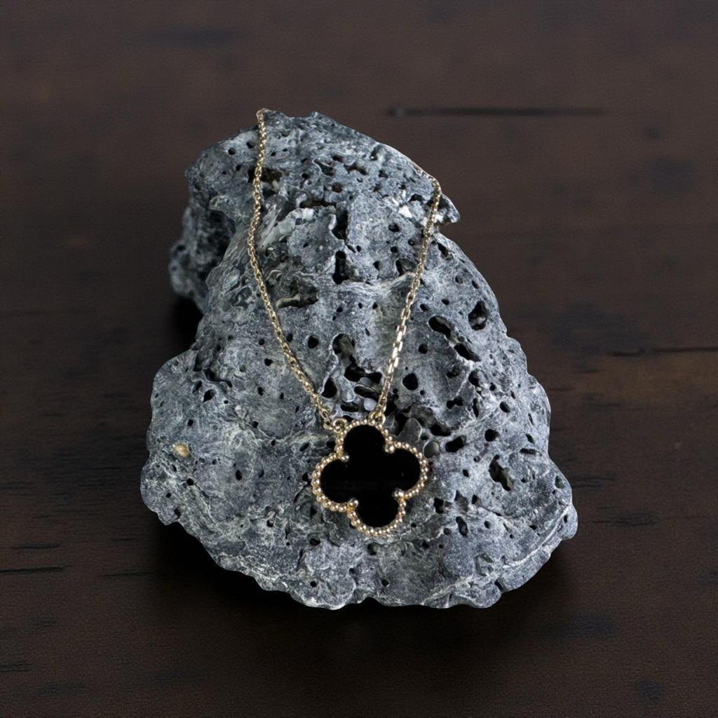 Van Cleef & Arpels Vintage Alhambra Necklace - Onyx