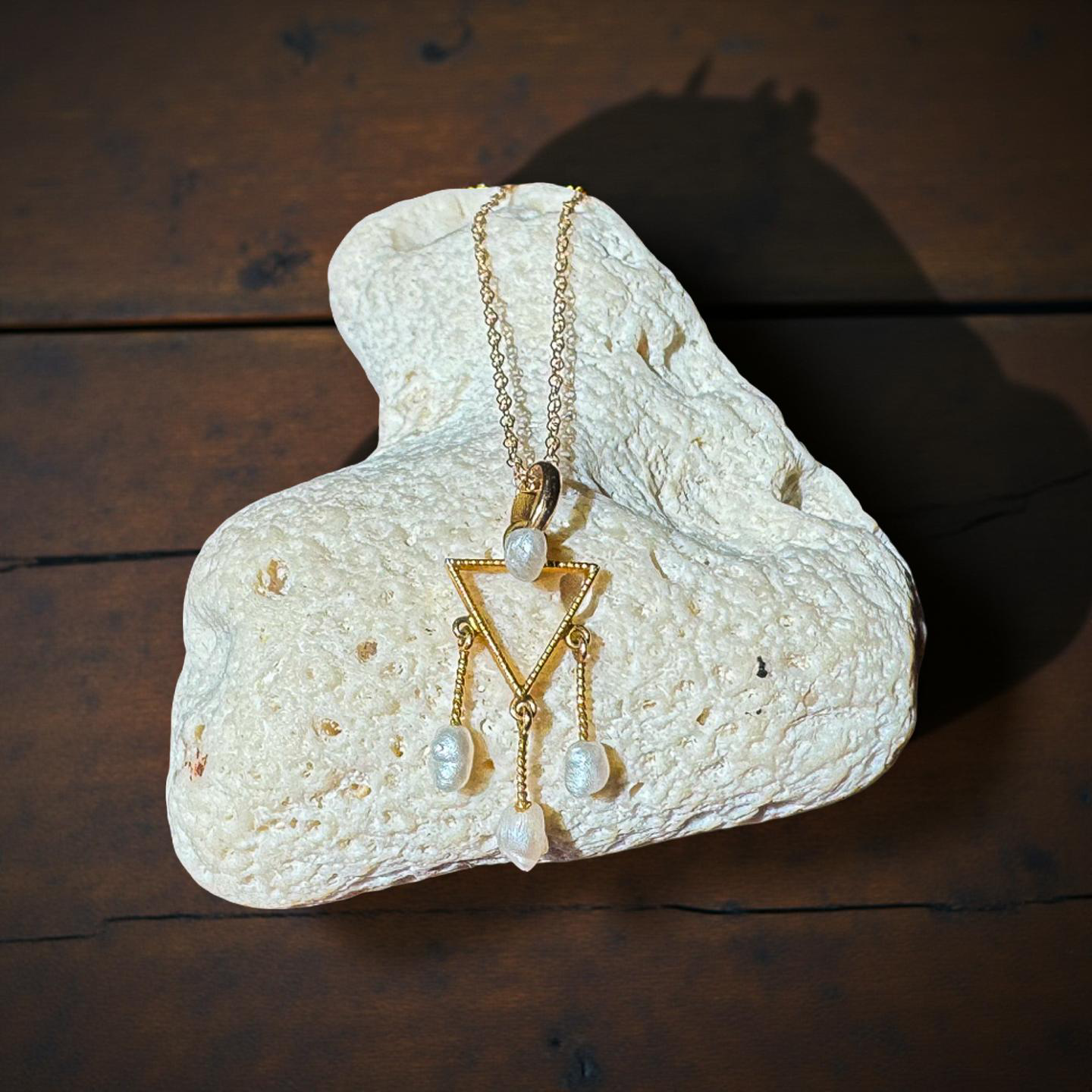 Victorian 14K Yellow Gold & Baroque Pearl Pendant Necklace